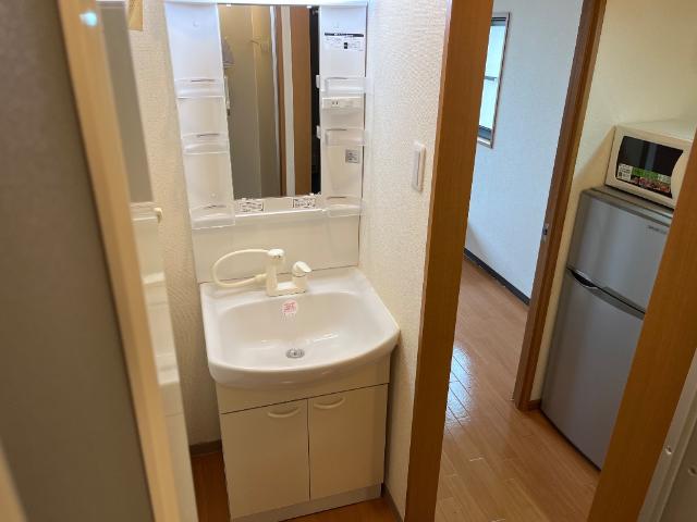 洗面設備　洗髪洗面化粧台