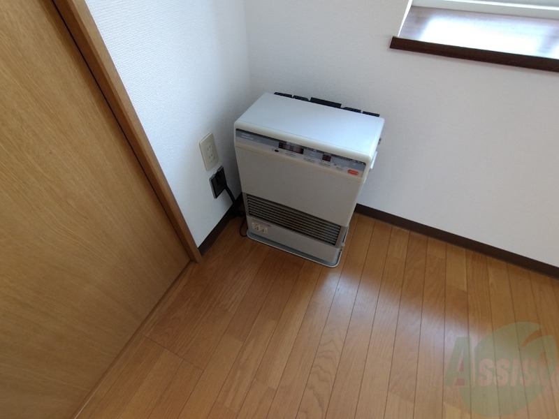 その他設備　灯油暖房です。札幌の寒い冬もこれで大丈夫！