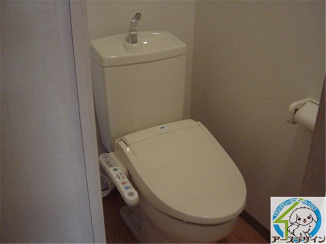 トイレ　パース写真