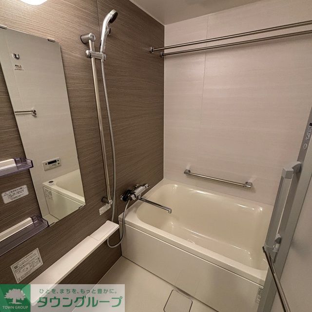 バス・シャワールーム　※写真は同タイプ住戸です。