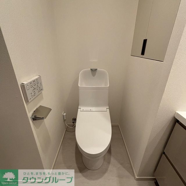 トイレ　※写真は同タイプ住戸です。