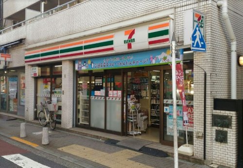 コンビニ　セブンイレブン 日暮里駅北店（コンビニ）まで34m