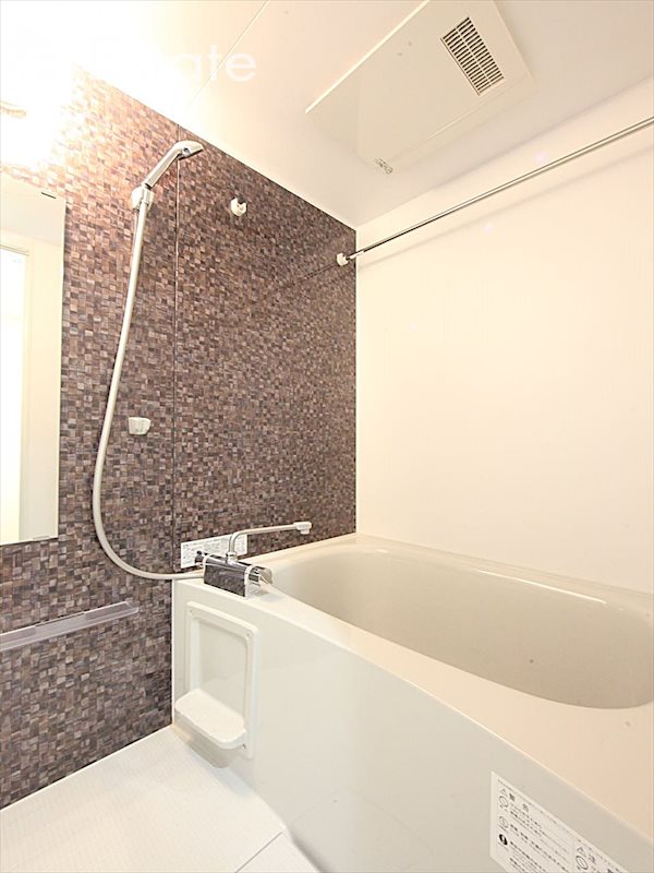 バス・シャワールーム　バスルーム