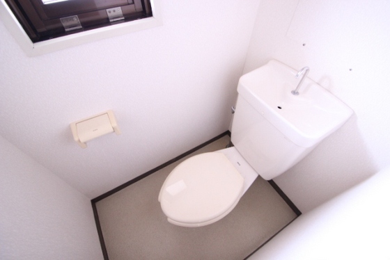 バス・シャワールーム　別号室のお写真です