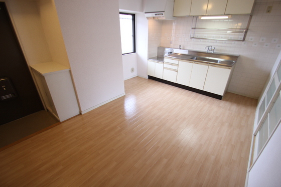 居室・リビング　別号室のお写真です