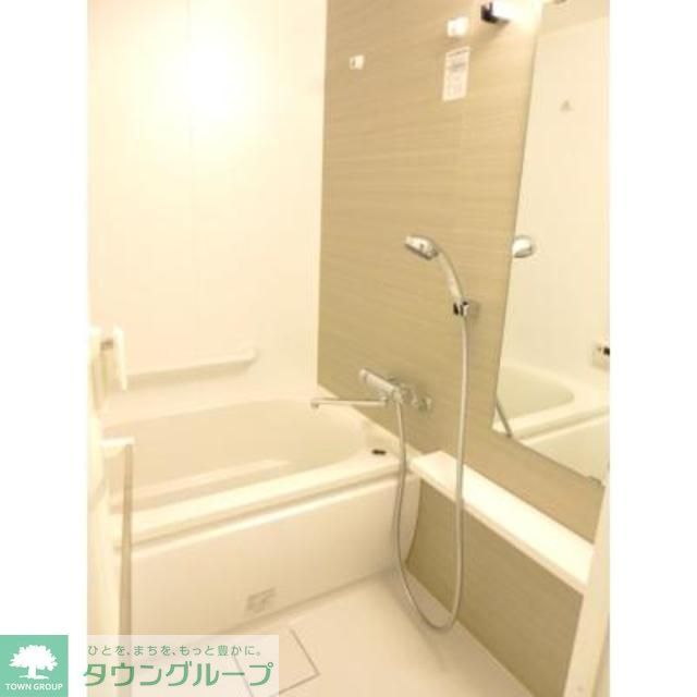 バス・シャワールーム　※写真は同タイプ住戸です。