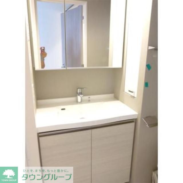 洗面設備　※写真は同タイプ住戸です。