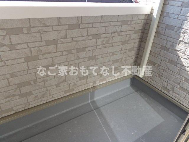 バルコニー　日当たり良好です。