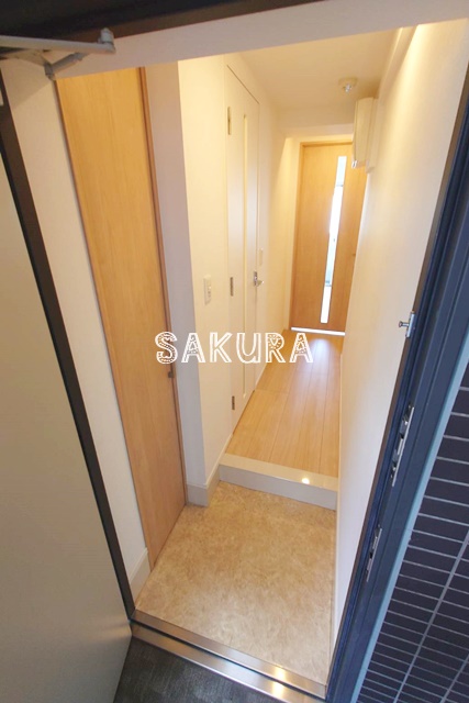 玄関　ゆったりとした玄関スペースです♪