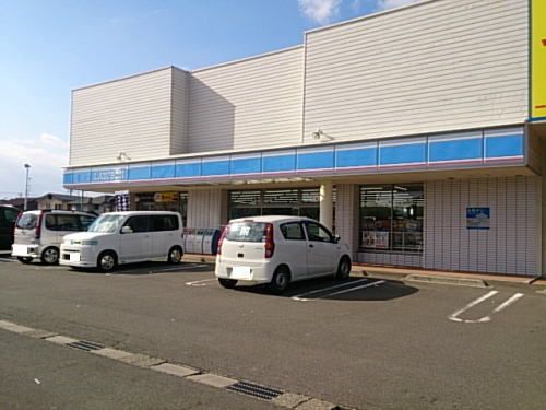 コンビニ　ローソン 春江江留店（コンビニ）まで450m