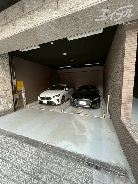 駐車場　駐車場ございます