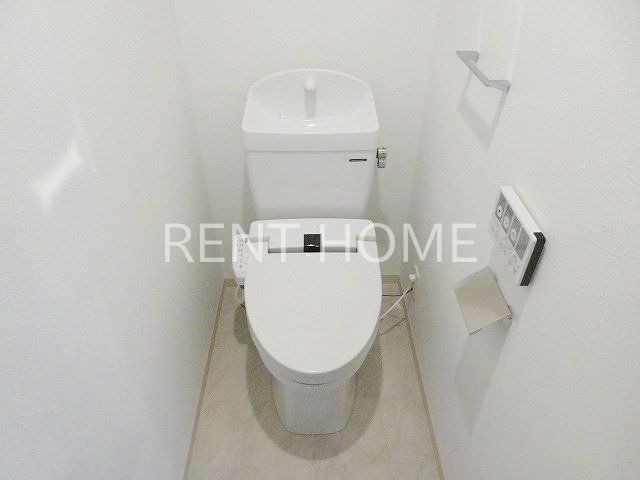 トイレ　ウォシュレット付き