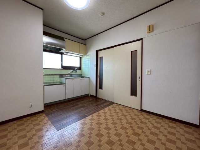 居室・リビング　シャトーさわだI