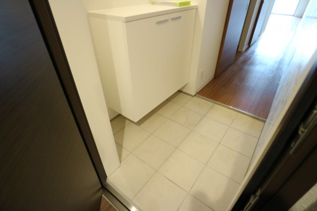 玄関　同タイプ・別号室 ※現況優先※