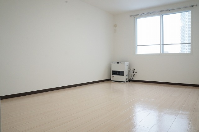 居室・リビング　日当たり良好♪