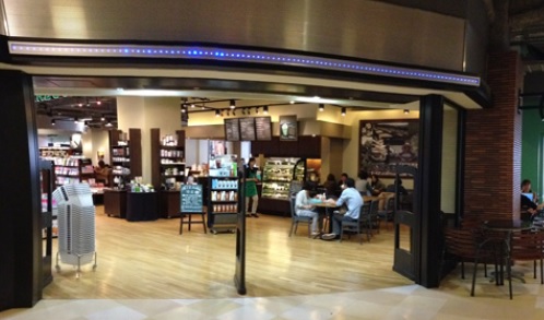 レンタルビデオ　TSUTAYA札幌琴似店（レンタルビデオ）まで882m