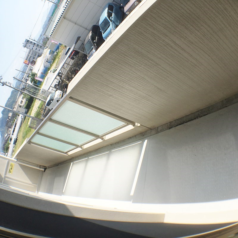 バルコニー　同型