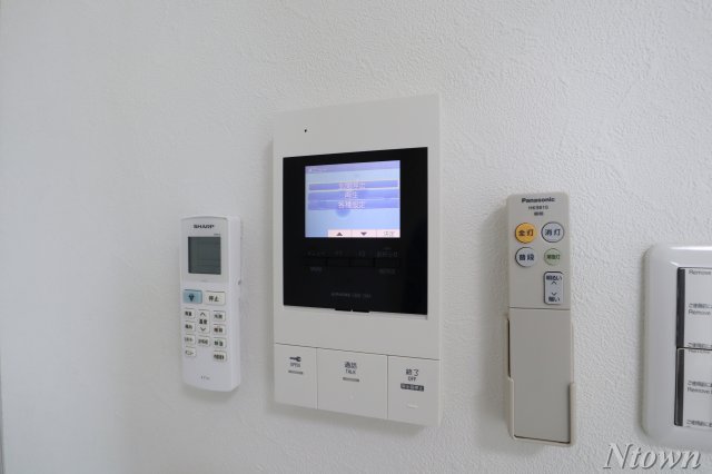 セキュリティ　モニター付きインターホンです