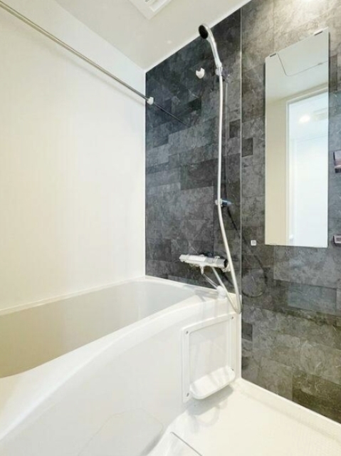 バス・シャワールーム　同仕様参考写真