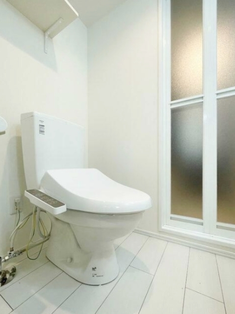 トイレ　同仕様参考写真