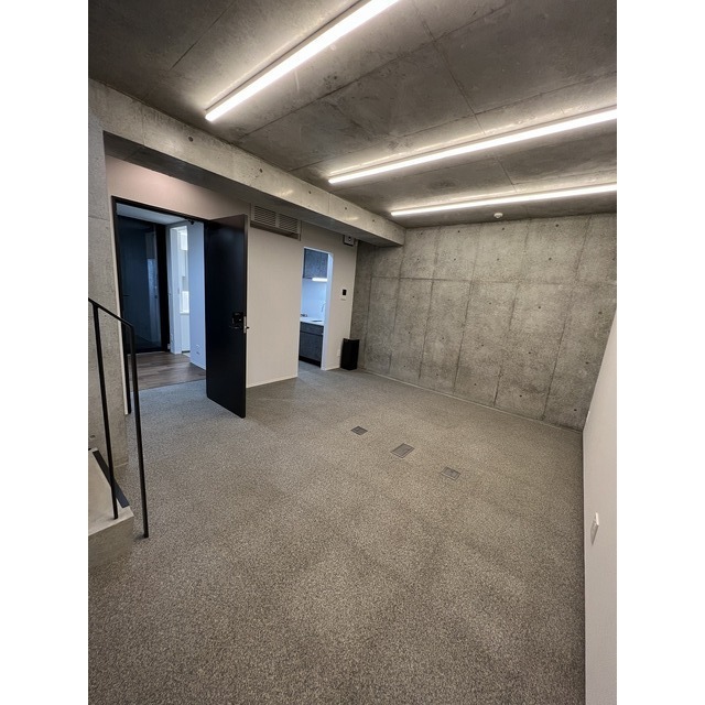 居室・リビング　内観1