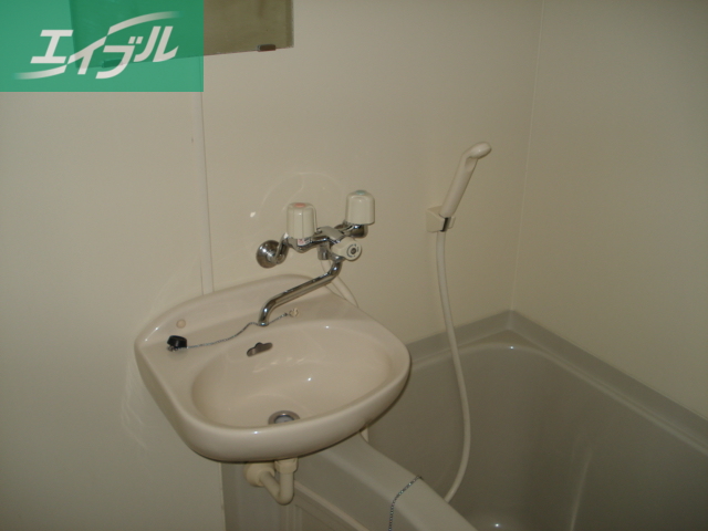 バス・シャワールーム　バス