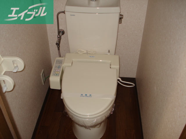 トイレ　ＷＣ（シャワー機能付）