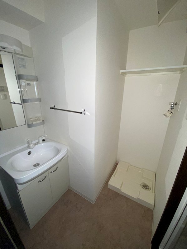 洗面設備　同仕様写真