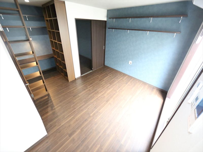 その他　LDK10.14帖　エアコン　収納棚付き