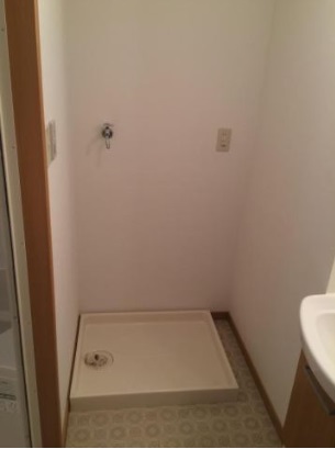 洗面設備　※別室同じ間取りの写真。現況を優先します。