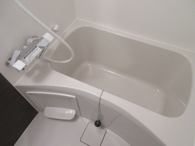 バス・シャワールーム　バスルーム