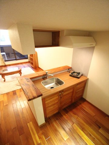 キッチン　写真は別室