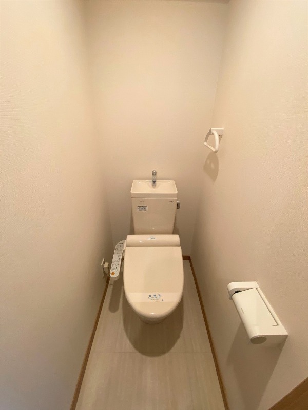 トイレ　※他部屋写真参考