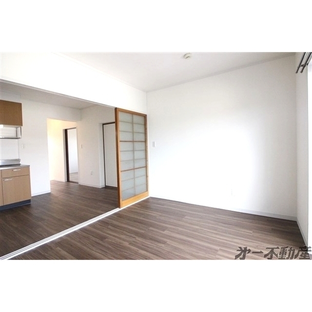 建物外観　洋室