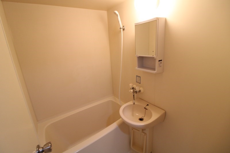 バス・シャワールーム　別室参考画像