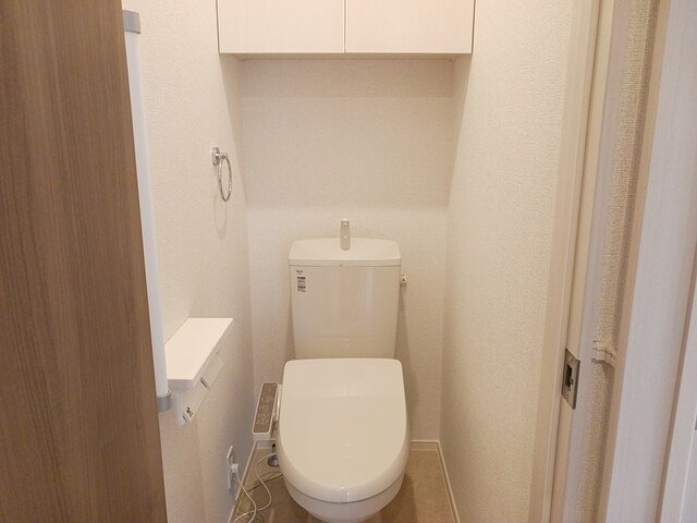 トイレ　落ち着いたトイレです