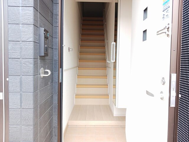 玄関　収納もある玄関です