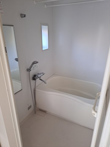 バス・シャワールーム　ゆっくり温まれますよ