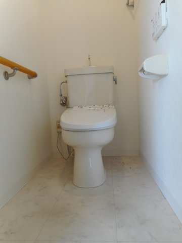 トイレ　4階別室の参考写真です。現況を優先します。（406）