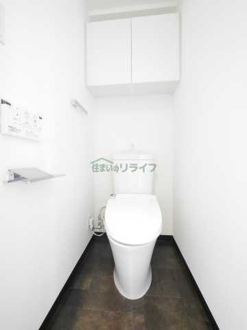 トイレ　※参考写真　同タイプ（間取り）の写真となります。