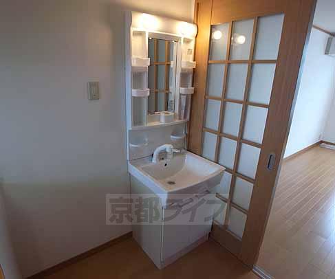 その他設備　独立洗面台です！