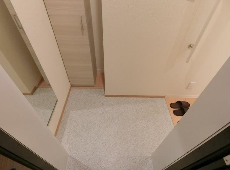 玄関　別部屋写真参照