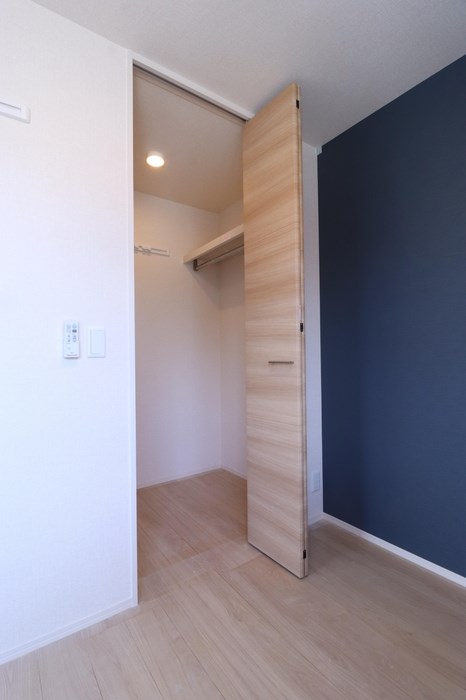 収納　ウォークインクローゼットは収納力◎