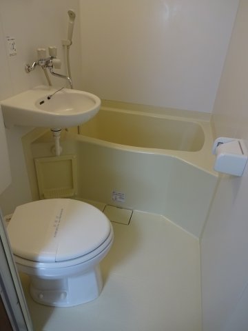 トイレ　ゆったりとした空間のトイレです