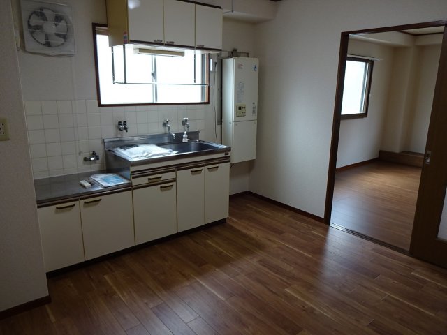 居室・リビング　広々とした洋室です