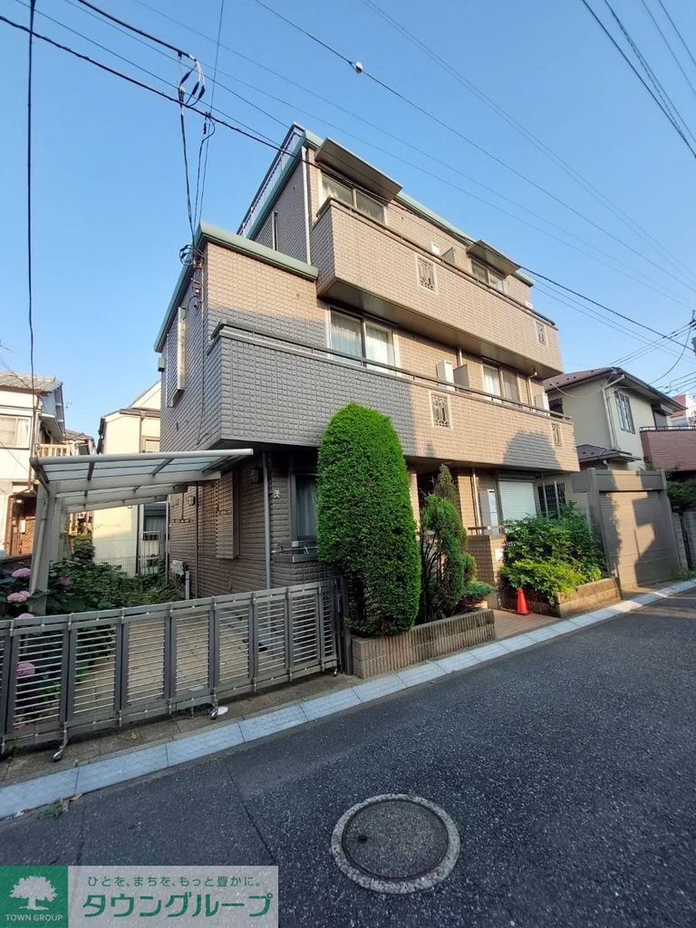 建物外観　新築工事中