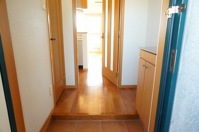 玄関　落ち着いた玄関です