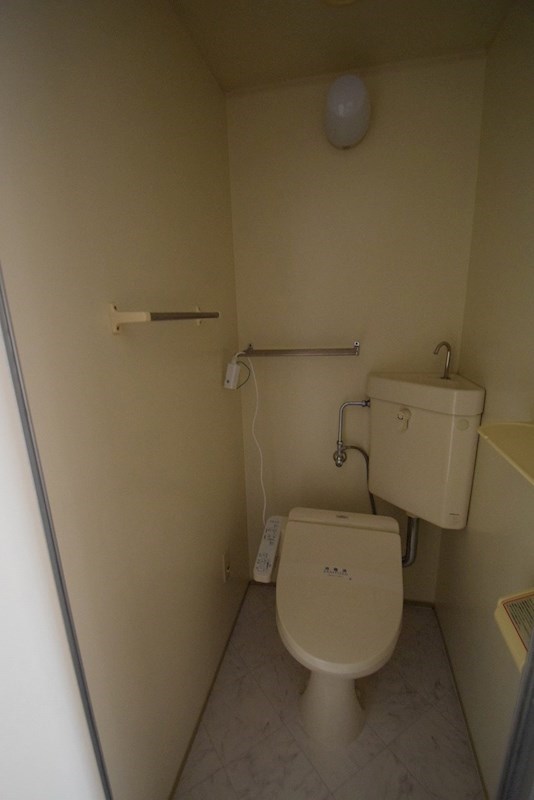 トイレ　別部屋参考