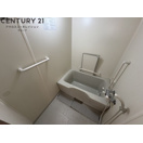 バス・シャワールーム　シンプルで機能的なユニットバスです