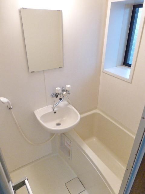 バス・シャワールーム　★お問い合わせはタウンハウジングまで★